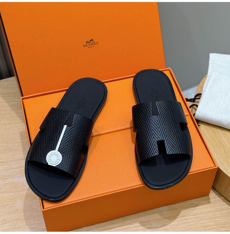 HERMES-05086 에르메스 2026 클래식 남성용 슬리퍼 탑 가죽 아웃솔