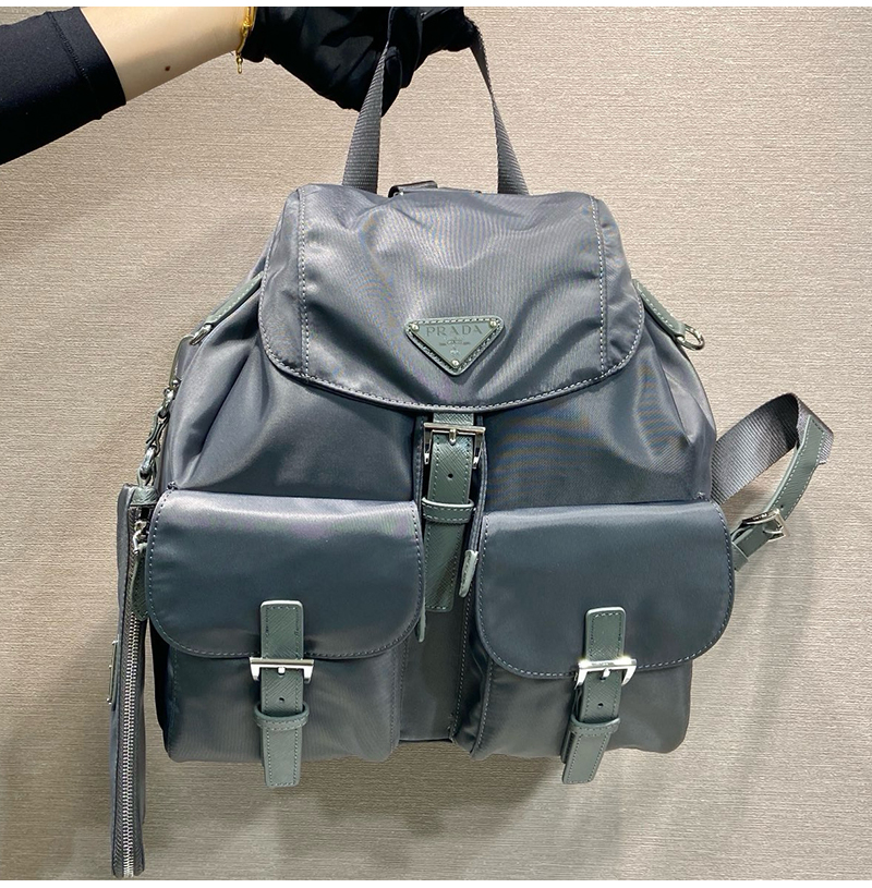 [스페셜오더]PRADA-1BZ811 프라다 그레이 파우치 백팩